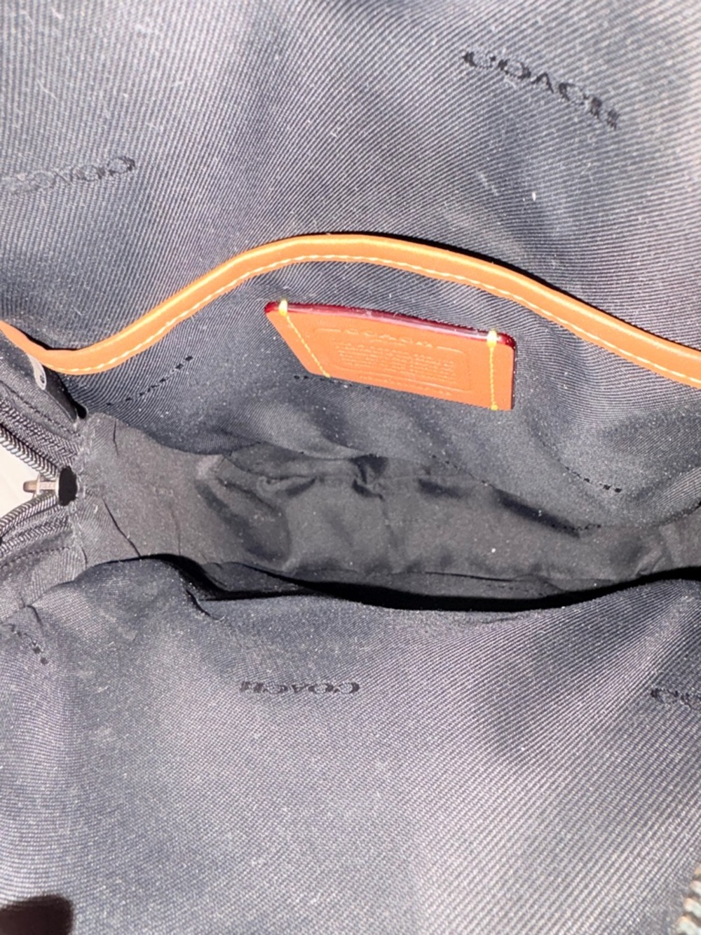 Coach Charter Pack Black Pebble Leather Sling (CP162) - Excellent - Picture 11 of 14